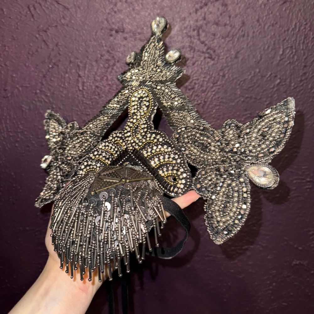 Gothic Handbeaded Headpiece - One of a Kind - Picture 2 of 7